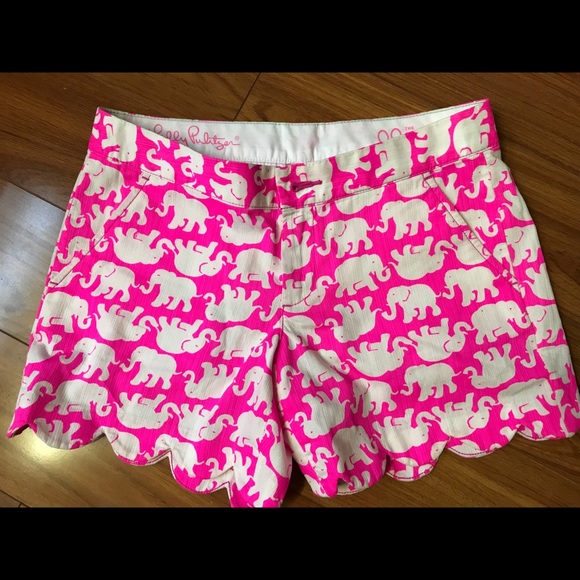 Lilly Pulitzer Buttercup Elephant shorts - Picture 3 of 7